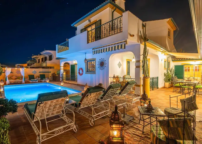 Villa Serpa Galé - Luxury, Private Pool, Ac, Wifi, 5 Min From The Guia (Faro)